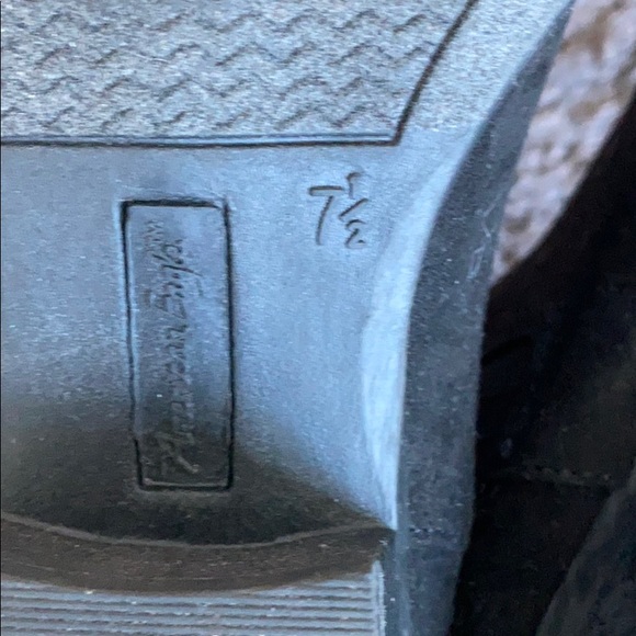 Black American Eagle Booties - Picture 4 of 5